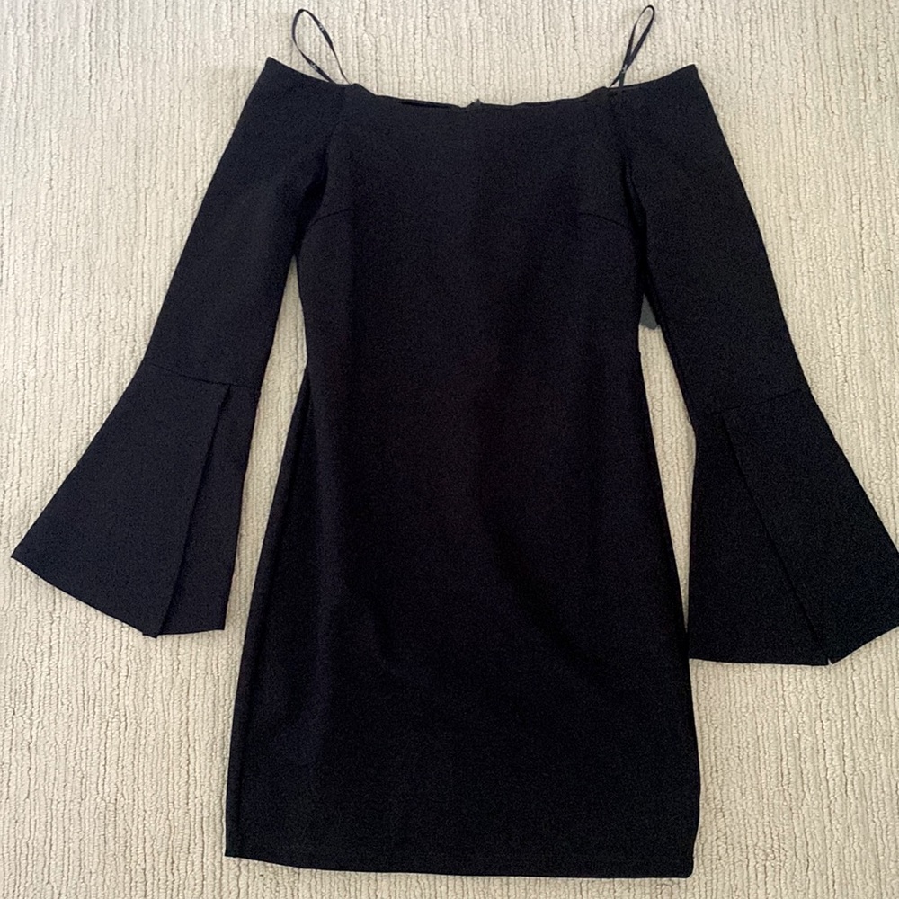 BodyCon black off the shoulder lulus mini dress NEW WITH TAGS!